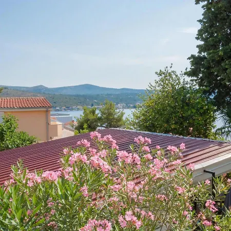 Marija - 40 M From Beach