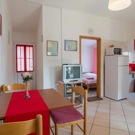 Marija - 40 M From Beach