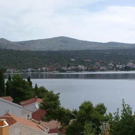 Apartment Marija - 40 M From Beach Rogoznica (Sibenik-Knin)